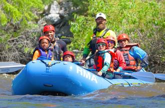 Kids rafting