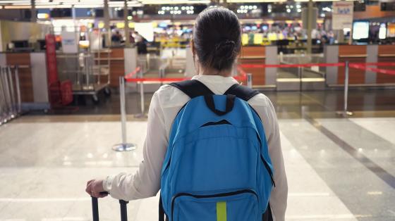 traveler at the airpot