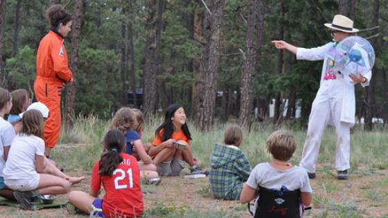 kids learning outdoors