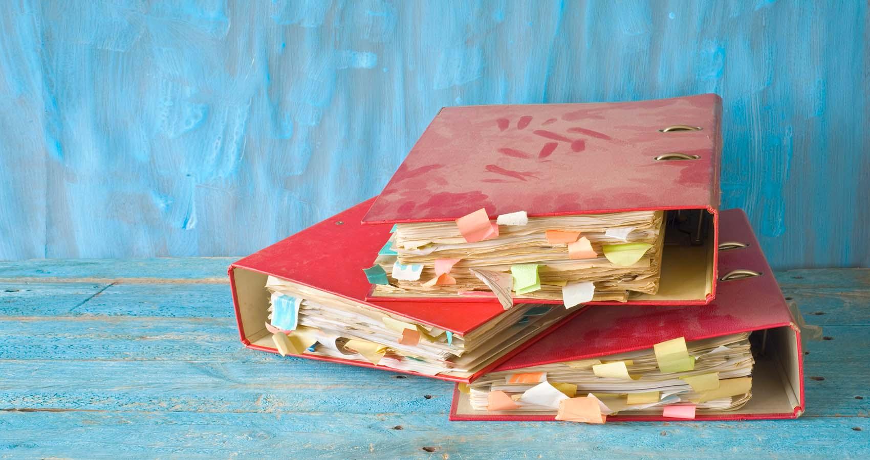 Dusty stacked binders