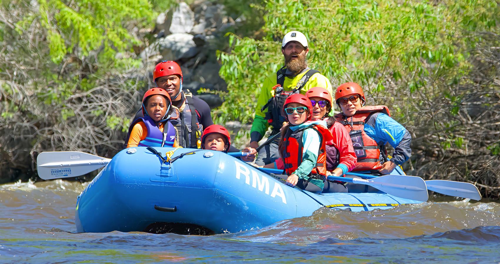 Kids rafting