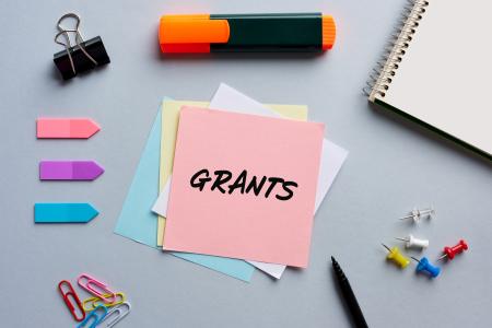 Post it not that reads grants